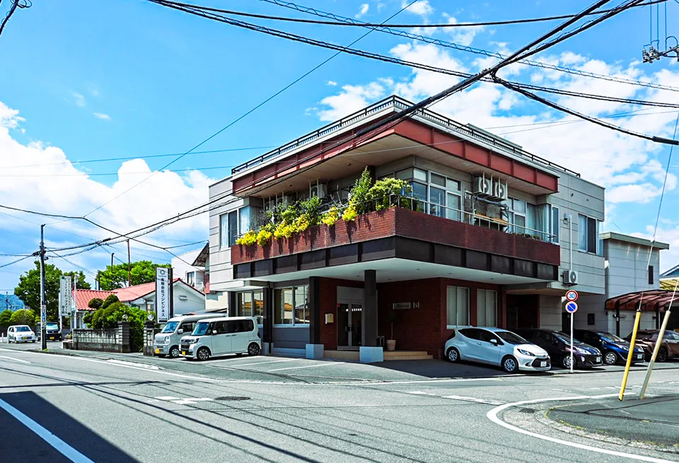 富士市の有限会社フジビジネス：社屋